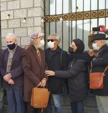 تجمع تئاتری‌ها مقابل مجلس برای پیگیری مطالبات است