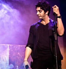 واکنش اینستاگرامی فرزاد فرزین به اجرای کنسرت در کیش
