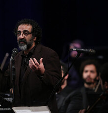 حسام‌الدین سراج با ارکستر ملی ایران از عاشورا خواند