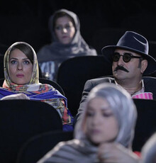 مهران احمدی و سارا بهرامی در صحنه‌ای از «ساخت ایران۲» 