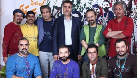 «محمدرضا هدایتی» با گروه موسیقی «رستاک» بلوچی خواند