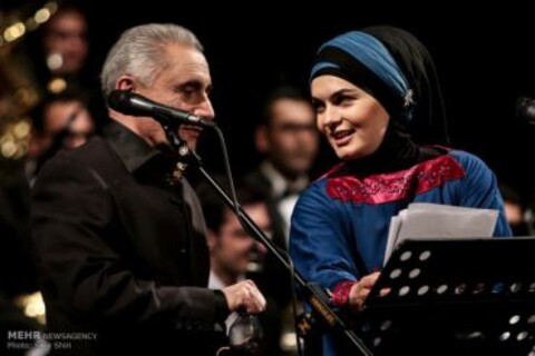 کنسرت عالیم قاسم‌اف هنرمند مشهور آذربایجان در استانبول