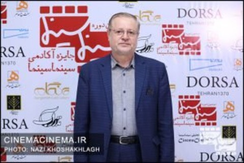 مجید رجبی‌معمار: وزارت ارشاد اقتدار فکری و فرهنگی لازم را ندارد/ باید از سالن‌های خصوصی تشکر کرد