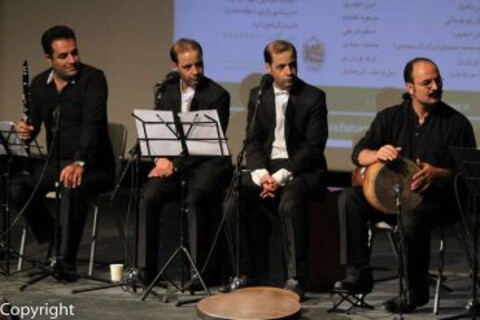 دوقلوهای آواز ایران کنسرتشان را به اساتیدشان تقدیم کردند