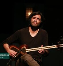 علی قمصری با «اتاق ها» در برج آزادی روی صحنه رفت 