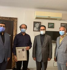 دو هنرمند موسیقی گواهینامه درجه یک هنری گرفتند