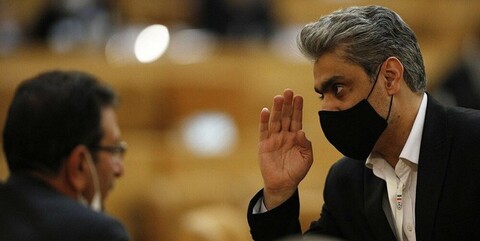 مهرداد سراجی: با استعفای فراز کمالوند مخالف هستیم