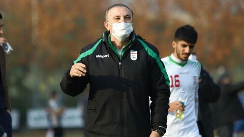درخشان: مشکل پراکندگی لیگ دست مسئولان نیست/ بازیکن باید یاد بگیرد حرفه‌ای باشد