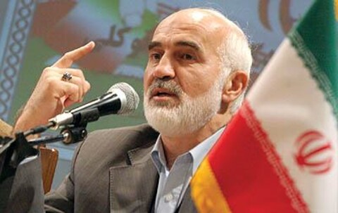 کامنت‌های سایت الف، احمد توکلی را به دادگاه کشید