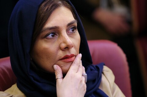 قاضیانی «من یه زنم، صدامو می شنوین ؟» را افتتاح می‌کند