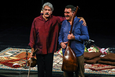 کنسرت آنلاین کیهان کلهر و اردال ارزنجان در تالار وحدت