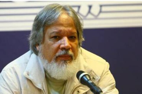 گفتگو با «هوشنگ جاوید»: دستور خاصی برای خواندن اذکار وجود ندارد