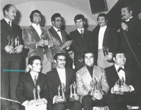 تصویری از برندگان جایزه سپاس سال ۱۳۴۸ با حضور ناصر ملک مطیعی