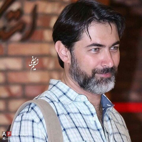 نگاهی به تجربه‌های متفاوت «پارسا پیروزفر» در سینما و تئاتر؛ به دور از هیاهو